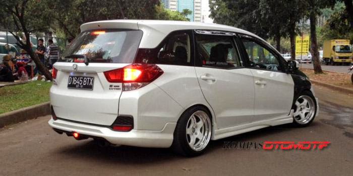  Modifikasi  Mobil Honda  Mobilio  Terbaru 2014 