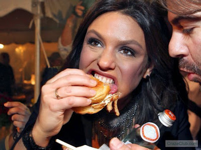 Celebrities Eating!