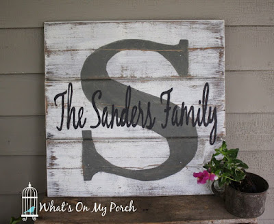 https://whatsonmyporch.blogspot.com/2015/05/monogram-pallet-family-name-sign.html