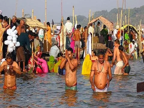 अब उन्हें चिन्ता थी तो केवल परलोक की। व्याकुल होकर वे अपने उद्धार का उपाय सोच रहे थे कि सहसा उनको यह आधा श्लोक स्मरण हो आया- माघे निमग्ना: सलिले सुशीते विमुक्तपापास्त्रिदिवं प्रयान्ति॥  सुव्रत को आत्मोद्धार का मूल मन्त्र मिल गया था।