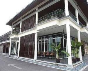 Herbaline Kota Kemuning Opening Hours