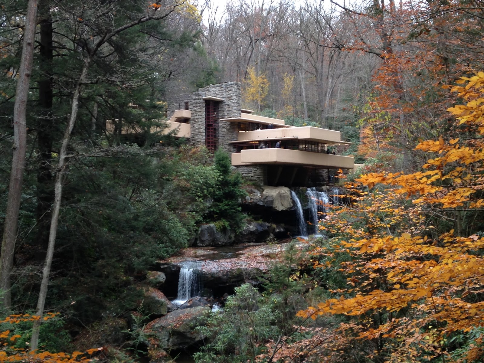 Fallingwater Frank Lloyd Wrights World Acclaimed - 