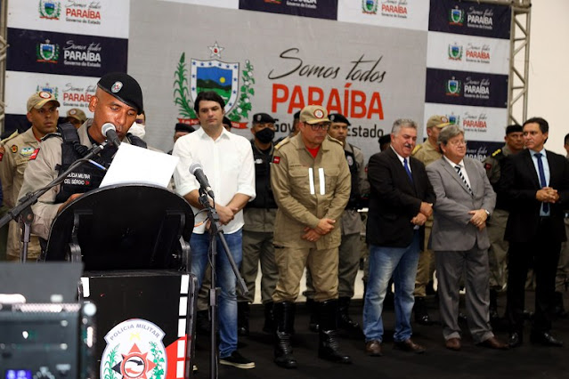 João Azevêdo prestigia solenidade de formatura de novos soldados da Polícia Militar e do Corpo de Bombeiros