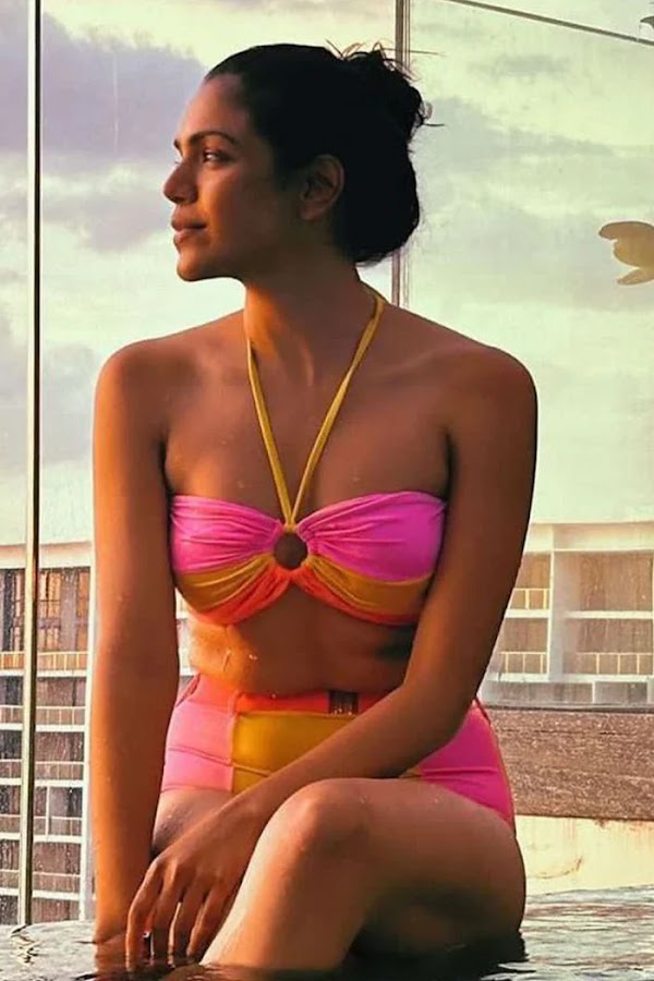 shriya pilgaonkar bikini web series actress