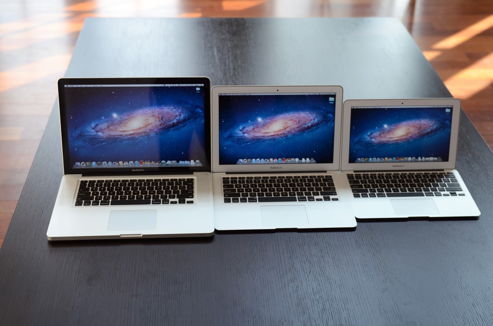Bedanya Apple MacBook, MacBook Air dan MacBook Pro
