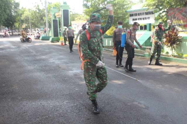 KodimKaranganyar - Sinergitas TNI, Polri dan Pemerintah Daerah Dalam Antisipasi Penyebaran Virus Corona