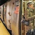 Tragedia: Joven tropieza y muere bajo el tren 2 en Manhattan