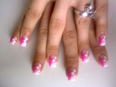 Glamorous And Beautiful Nail Art For Special Occasion 2010