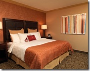 Exec.SuiteBedroom_527