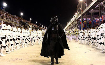 Darth Vader e seus Stormtroopers no desfile da Unidos da Tijuca