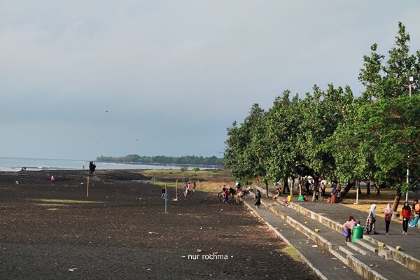 pantai boom banyuwangi