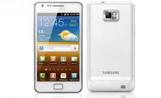 http://widgetstalker.info/uploadfiles/widgetstalkerinfo-1308924970/samsung-galaxy-s2-coming-soon-in-a-stylish-all-white-cool-finish_1.jpg