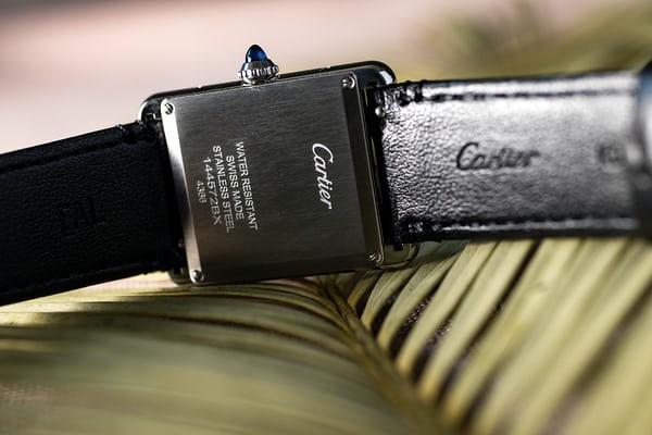 Watches & Wonders 2021 - Réplique de montre en acier Cartier Tank Must 'SolarBeat'