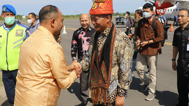 Pj. Walikota Lhokseumawe Imran Sambut dan Dampingi Kunker Menteri PMK di Aceh