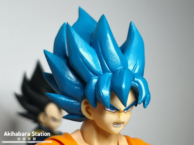 S.H.Figuarts Super Saiyan God Super Saiyan Son Goku de Dragon Ball Super: Broly - Tamashii Nations