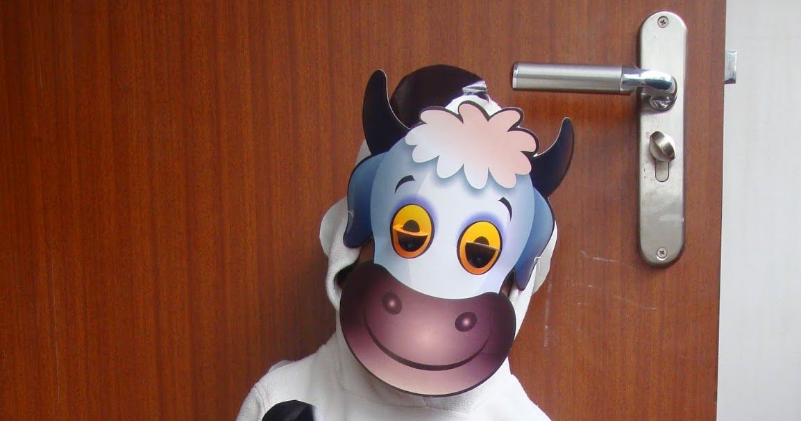 COLOURFUL IMAGINATIONS !!!!!!!: DIY - Simple Cow costume for kids