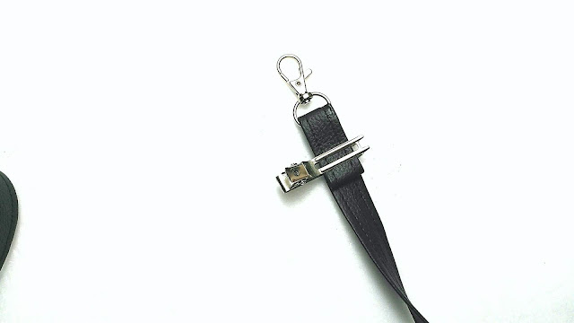 vinyl strap