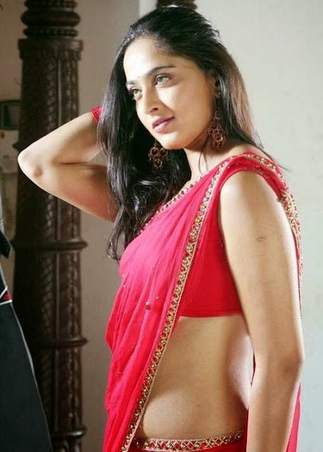 anushka-shetty-figure-in-sari