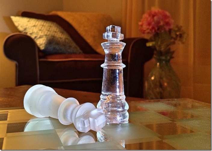 The interpretation of dream in Islam for playing chess.