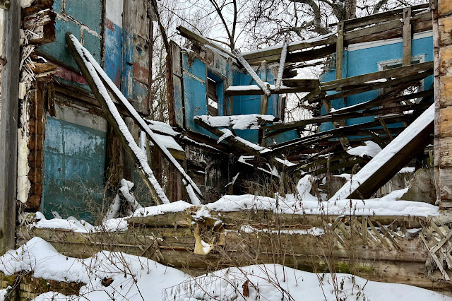 Коробковский сад, руины дома Коробковский сад, руины дома