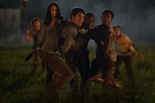 the maze runner-kaya scodelario-dylan obrien-dexter darden-jacob latimore