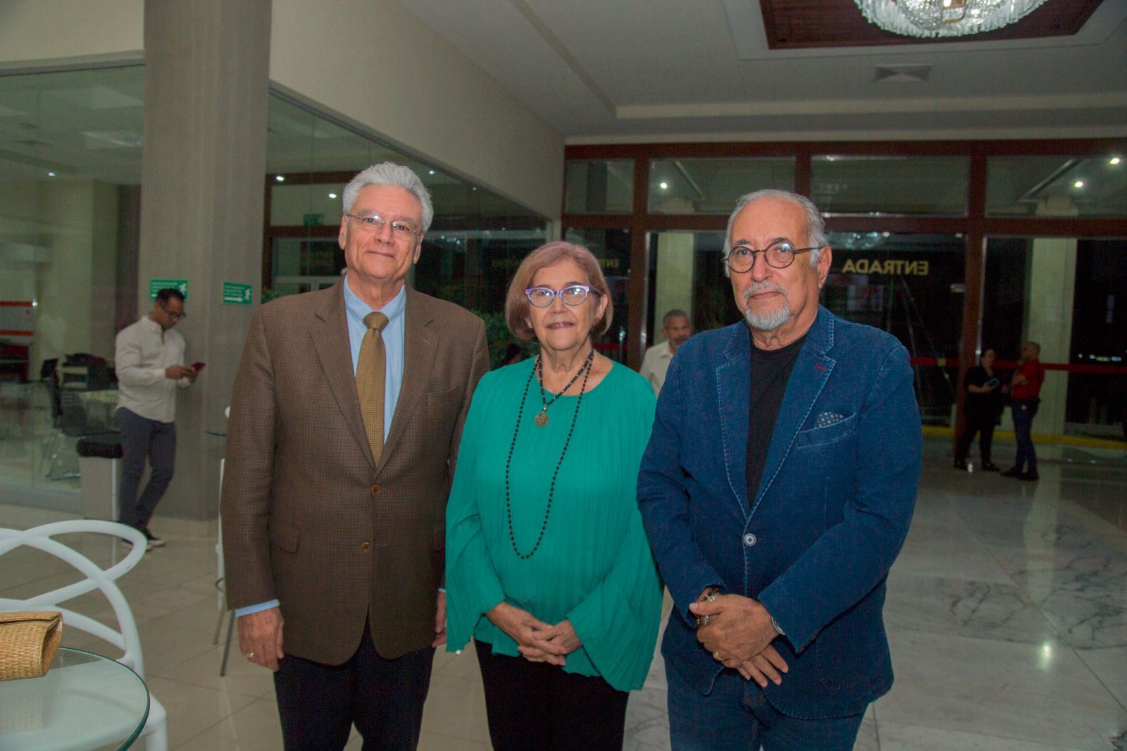 Thelma Leonor Espinal presenta exposición “Dejarse encontrar, reconstruir la utopía” en el Centro de Convenciones UTESA