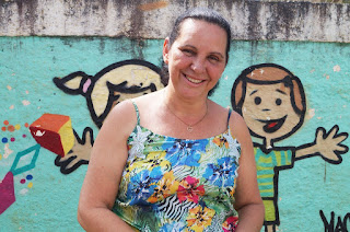  A diretora Rosângela Rezende ficou feliz com a escolha da escola para receber a ação