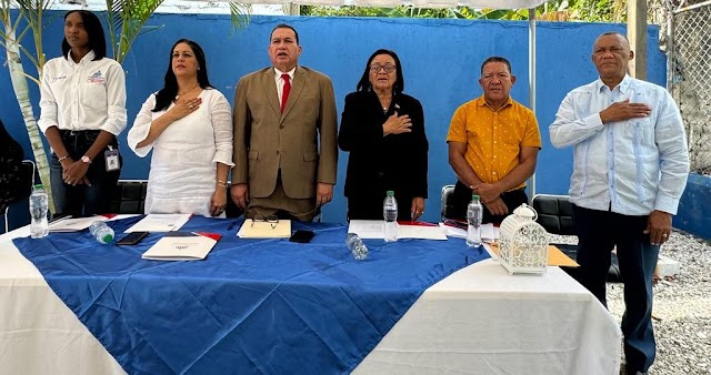 MESCyT inaugura centros de enseñanza inglés de inmersión en Paraíso en la provincia de Barahona