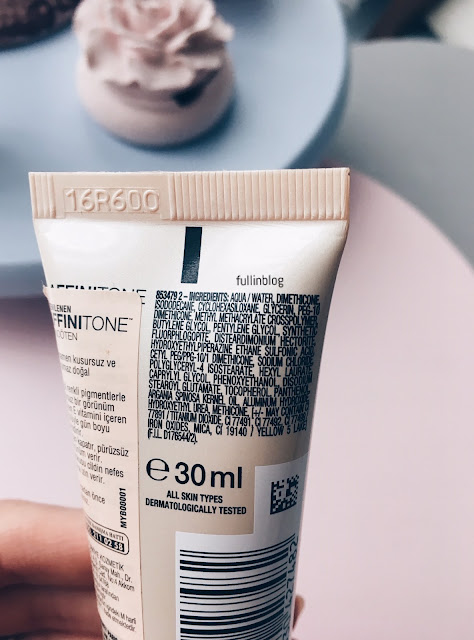 maybelline affinitone fondöten