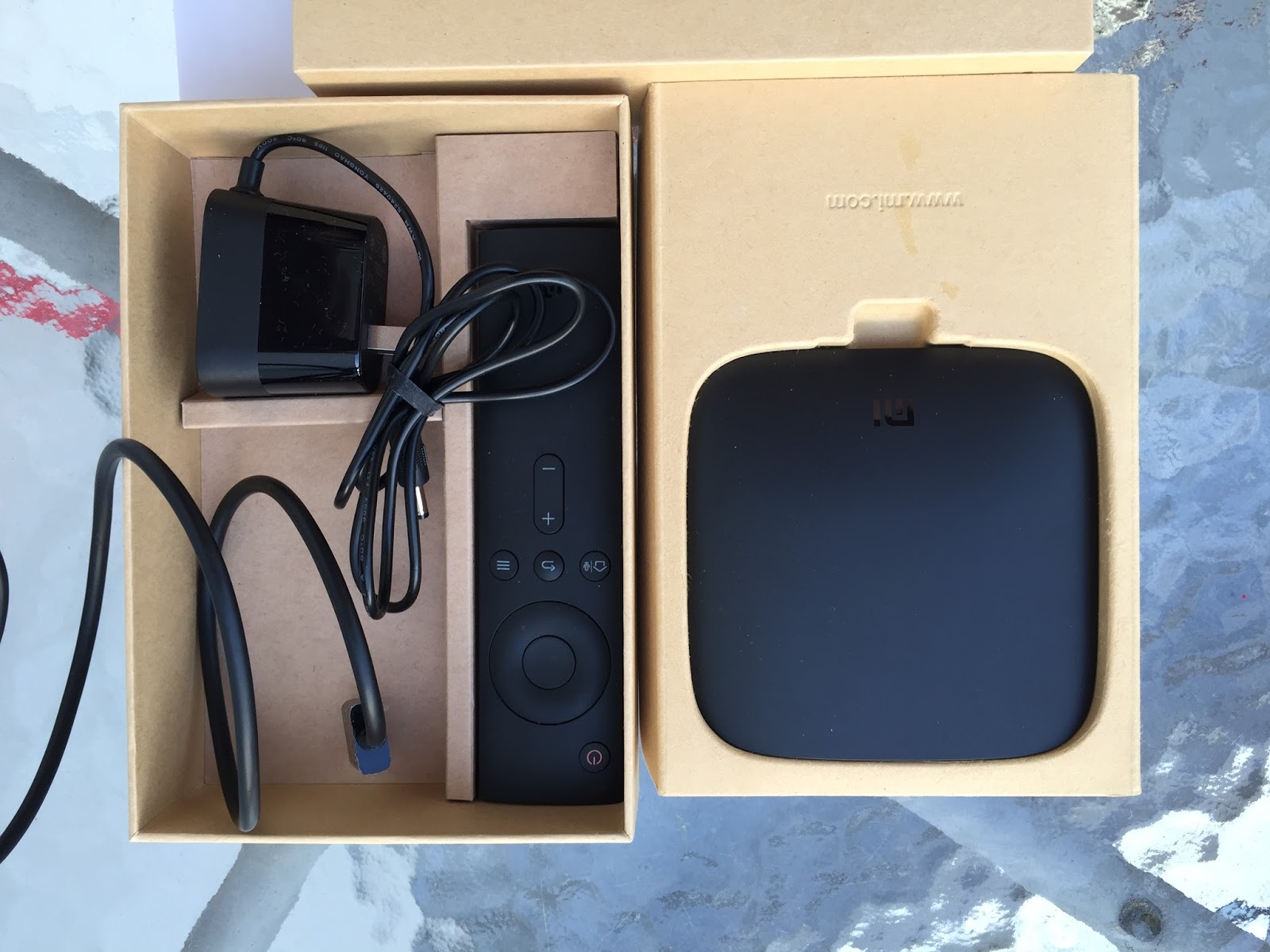 Xiaomi Mi Box 4K Unboxing and How To Setup With A 4K TV 