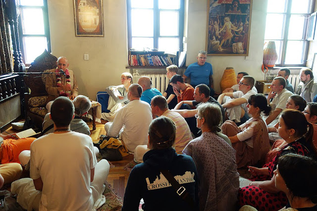 Sankarshan Das Teaching Spiritual Bliss--Kaunas, Lithuania