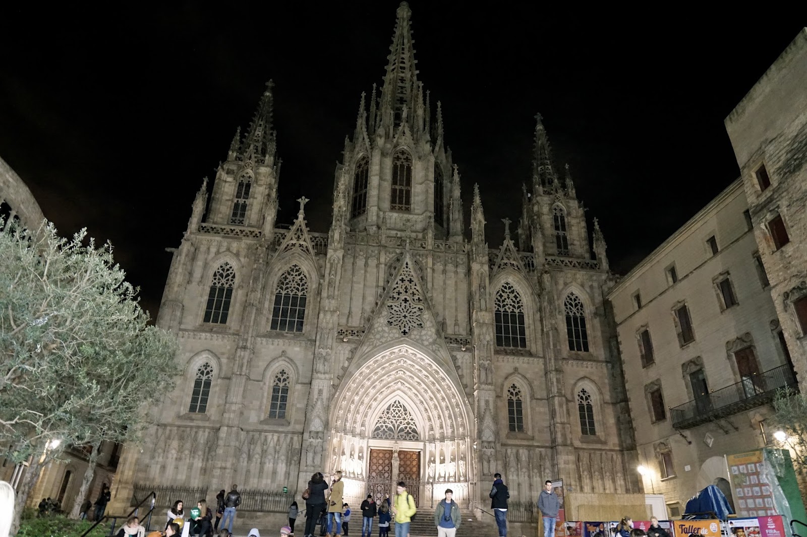 サンタ・クレウ・イ・サンタ・エウラリア大聖堂（La Catedral de la Santa Creu i Santa Eulàlia）