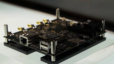 Mini Komputer Samsung Artik 10 Seukuran Kartu Kredit Mini Komputer Samsung Artik 10 Seukuran Kartu Kredit