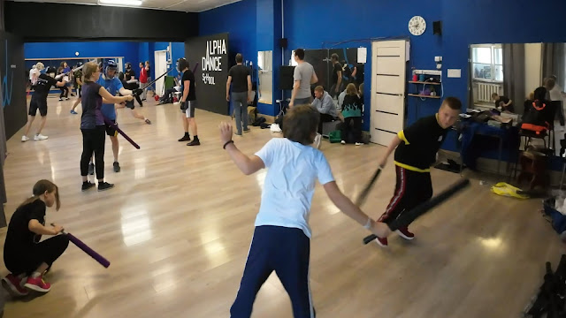 Школа кендзюцу Katana Club проводит обучение на японском мече