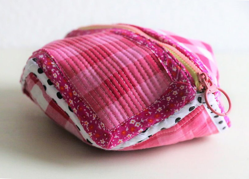 Sew square pocket with zipper Bag. DIY Tutorial