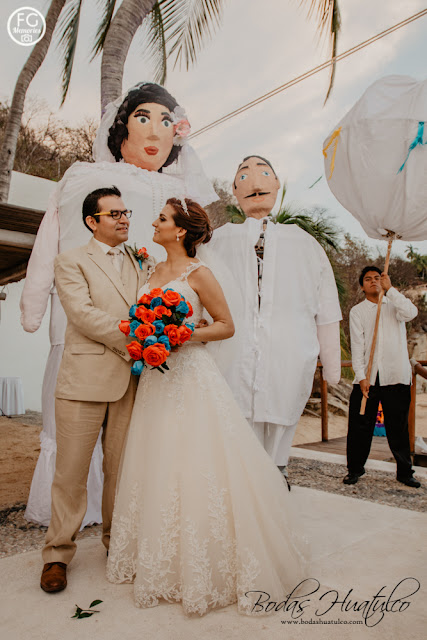 boda en playa, beach wedding, Oaxaca, México, Bodas Huatulco, Wedding Planner