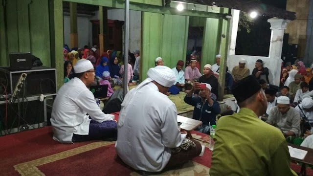 BABINSA JETIS LAKSANAKAN KOMSOS HADIRI PENGAJIAN MAJELIS AL HIDAYAH KORWIL BAKI, GATAK, GROGOL & KARTASURA