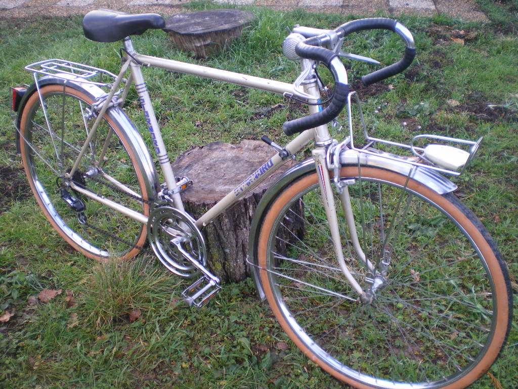 origine tailleur bicyclette