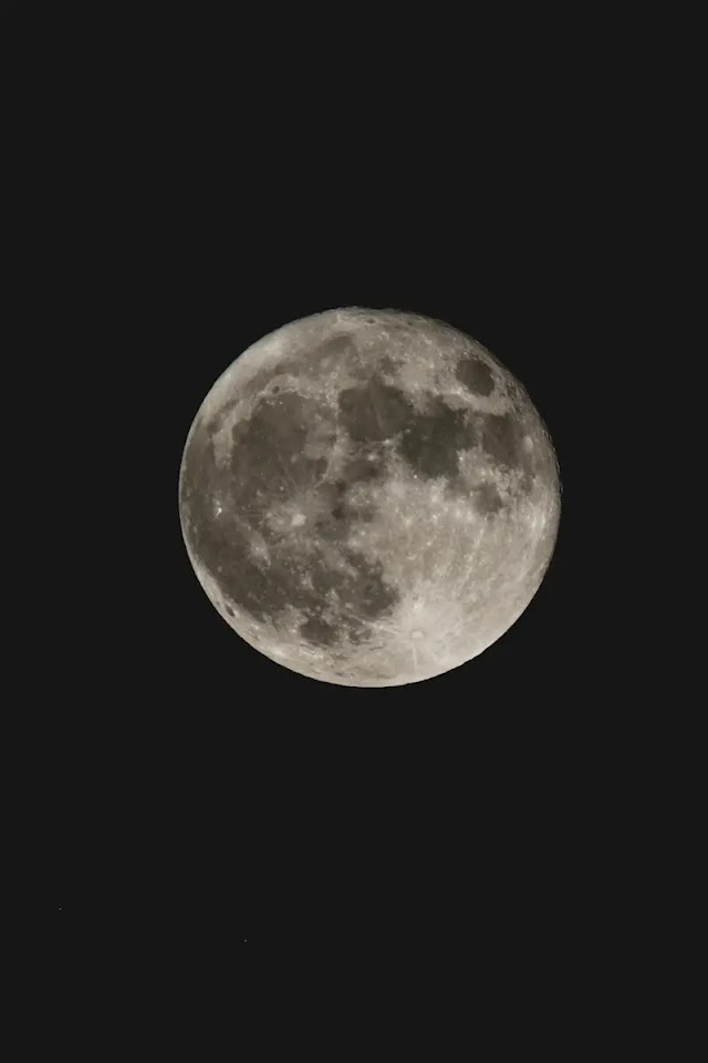 Saiba como ver a primeira Superlua de 2024.