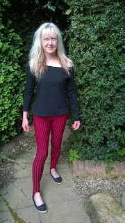 red striped leggings made from Simplicity 2067