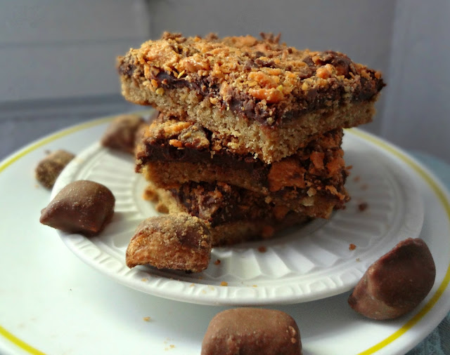 Butterfinger Fudge Cookie Bars