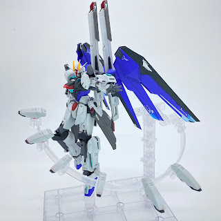 HG 1/144 Starburst Freedom Gundam by @hikari_modeler