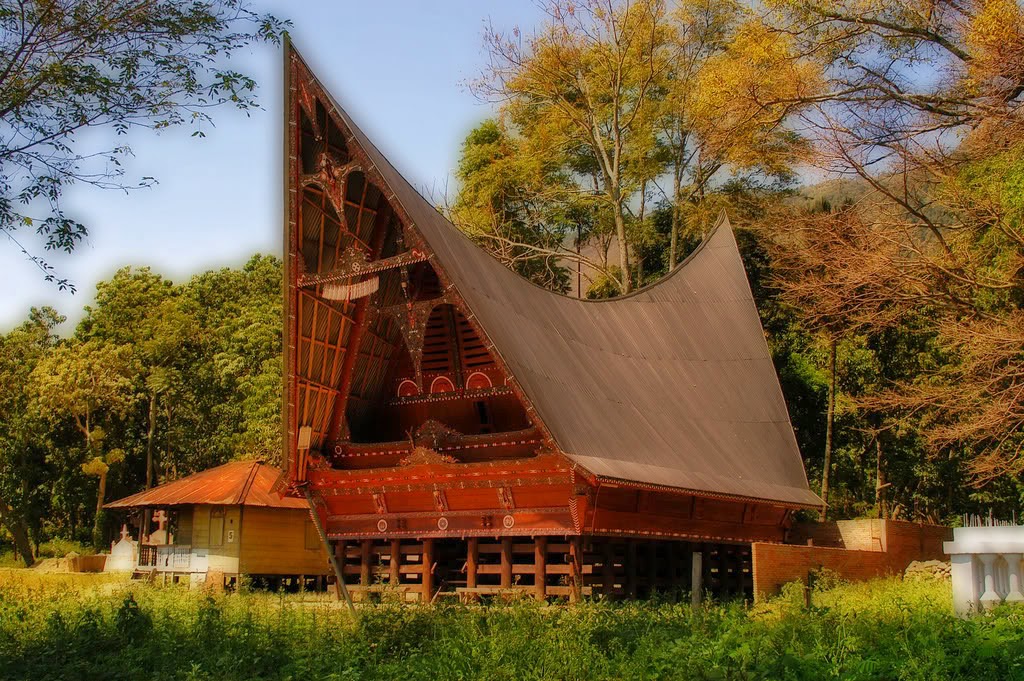 Rumah Adat Toba (Batak Toba) - Jabu Bolon