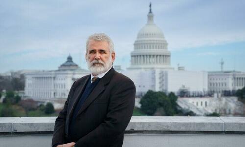 Dr. Robert Malone, author of "Lies My Gov't Told Me," in Washington on Dec. 19, 2022. (Jack Wang/The Epoch Times)