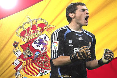 In the end it turned out that most fans regard as the most worthy of the awards of the Spanish national team goalkeeper 31-year-old Iker Casillas