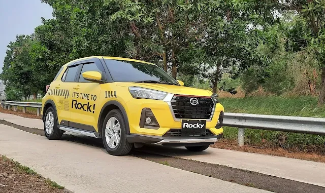 kelebihan kekurangan daihatsu rocky