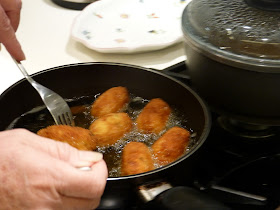 Albondigas de bacalao. Mandonguilles de bacallà