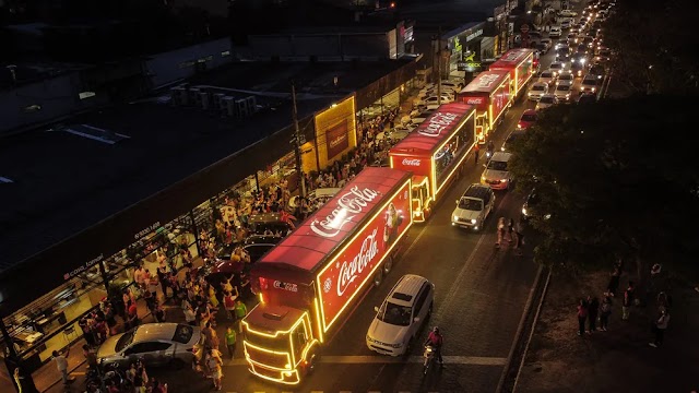 Caravana de Natal da Coca-Cola vai passar por Campos no dia 7 de dezembro; confira percurso