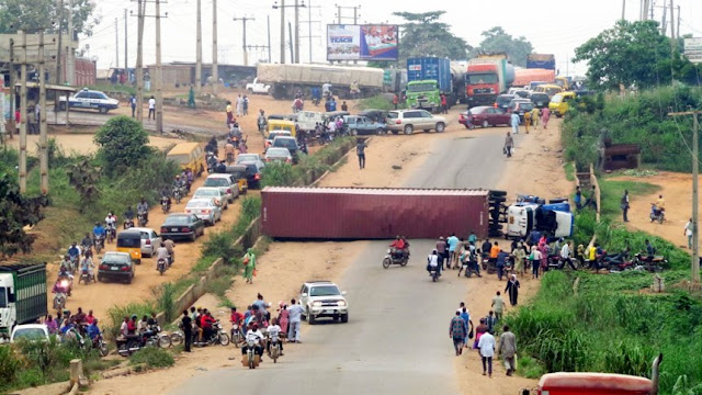 Another 40-foot container truck falls on Ikorodu-Sagamu Expressway