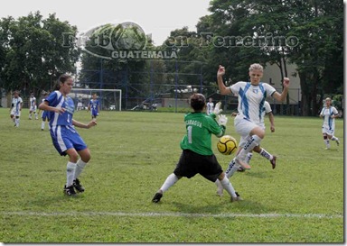 Fútbol Femenino Guate 30 vrs Nicaragua 0 Foto Stuahr Hernandez 002